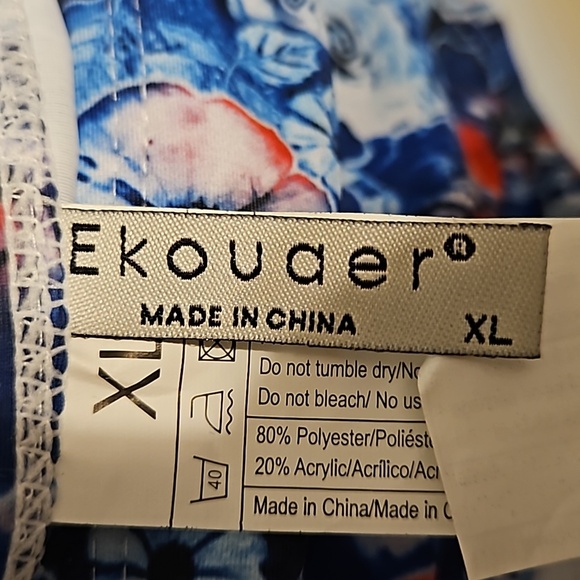 Ekouaer 2 piece NWT Swim Suit Bakini - Picture 6 of 9